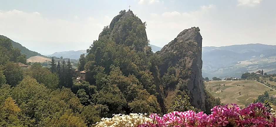Casa del Viandante Borgo dei Sassi di Roccamalatina