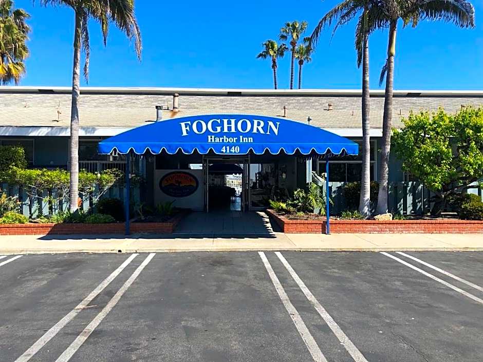 Foghorn Harbor Inn