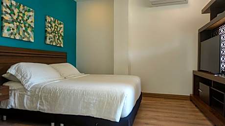 Queen Room with Balcony