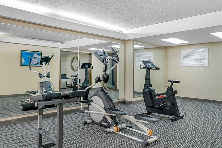 Quality Inn & Suites Banquet Center