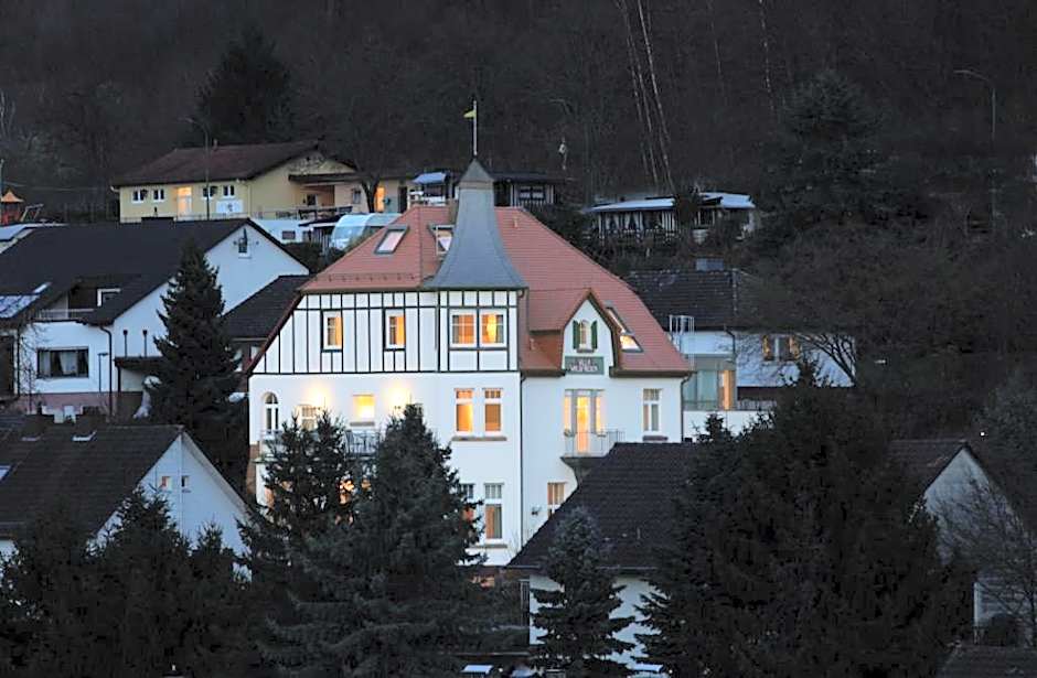 Villa Waldfrieden - Design trifft Budget