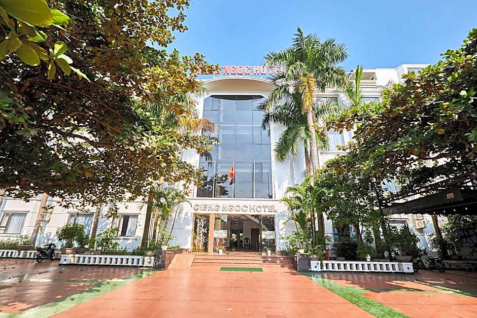 Gieng Ngoc Hotel