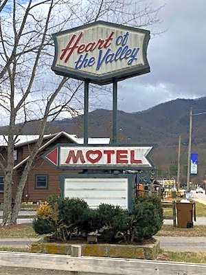 Heart of the Valley Motel