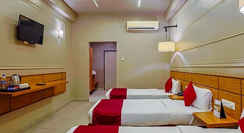 Max Hotels Prayagraj