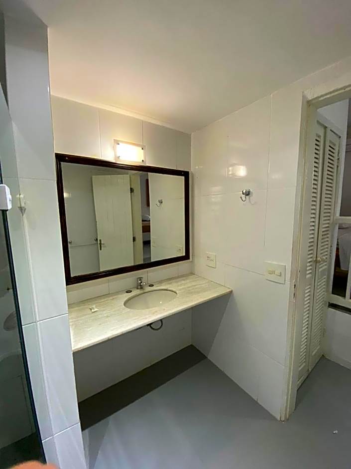 Tarumã Búzios Hotel