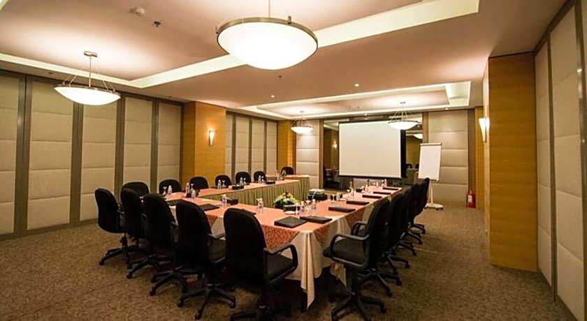 Executives Hotel Olaya