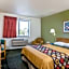 Super 8 by Wyndham West Middlesex/Sharon Area
