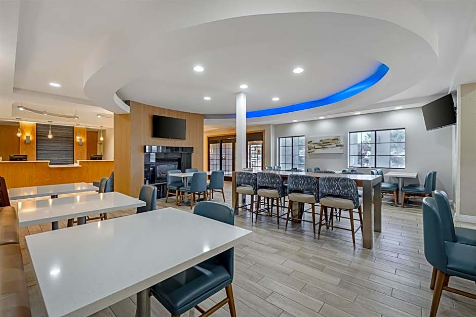 Best Western Hesperia-Victorville Suites
