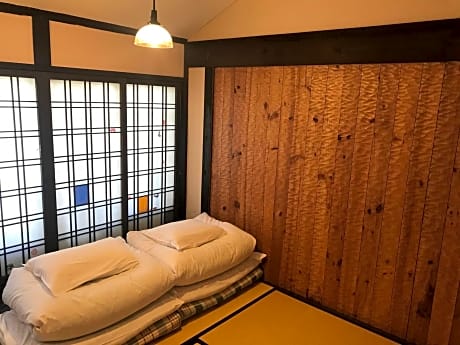 Twin Room with Shower