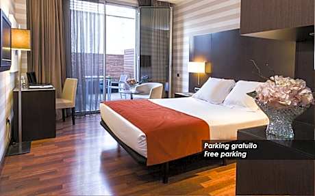 Double Room for Single Use