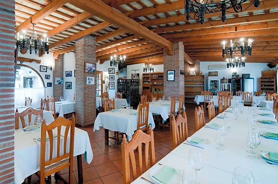 Hotel Restaurante Blanco y Verde