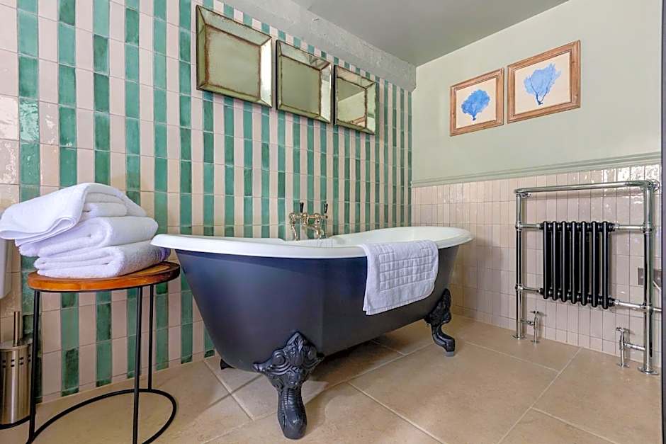 Egypt Mill Hotel and Restaurant