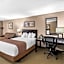 Heartland Inn & Suites, SureStay Collection by Best Western