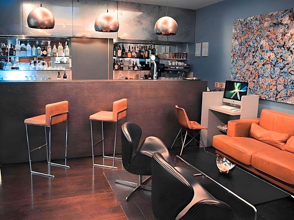 Hotel 55