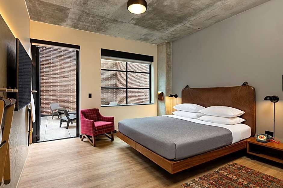 Moxy Minneapolis Downtown