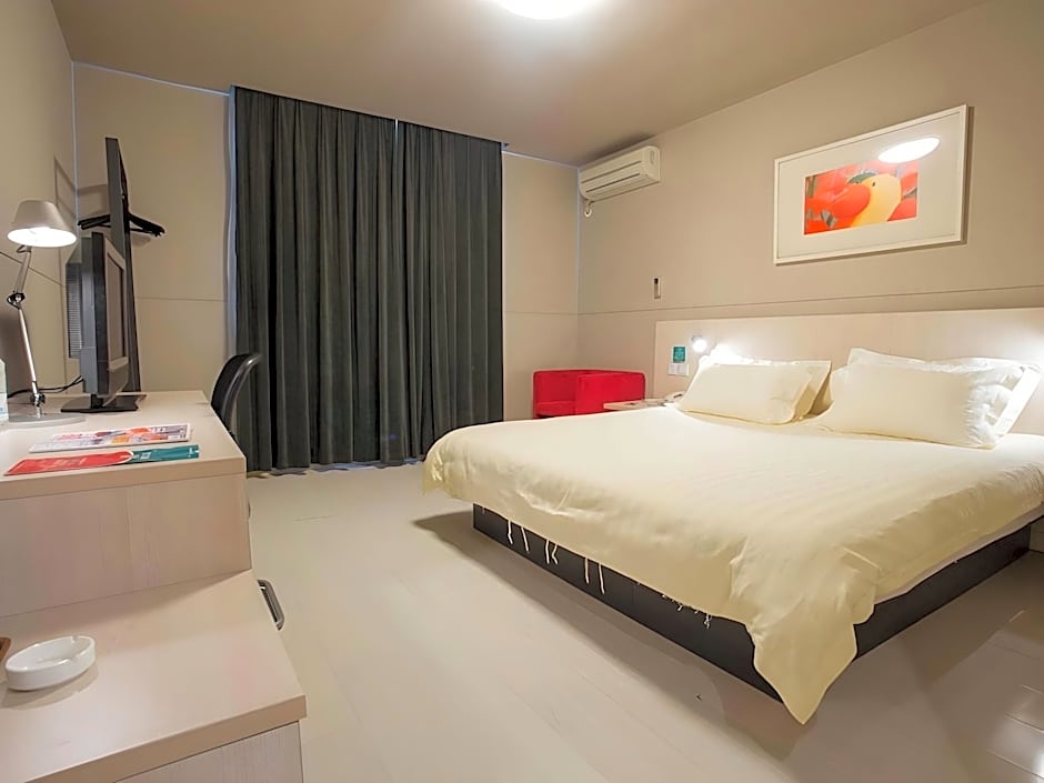 Jinjiang Inn Shenyang North Station