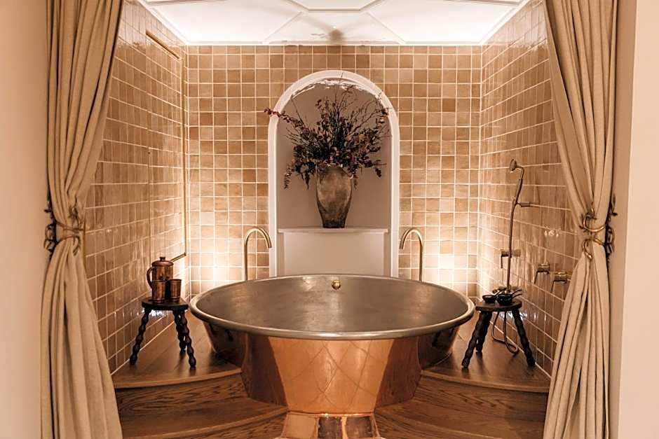 No 42 by GuestHouse, Margate