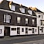 Pilgrims Hotel