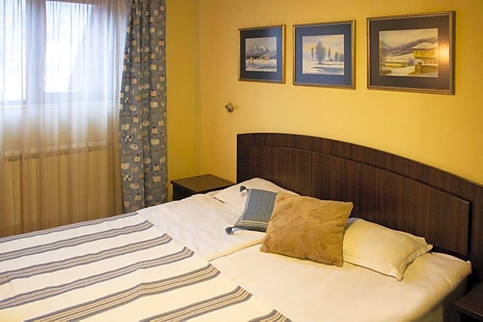 Meteor Family Hotel
