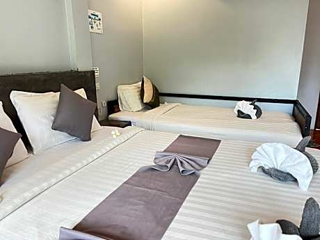 Deluxe Triple Room