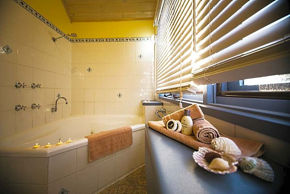 Rayville Boat Houses