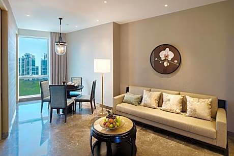 Premium King Room with One Single Bed and Kitchen