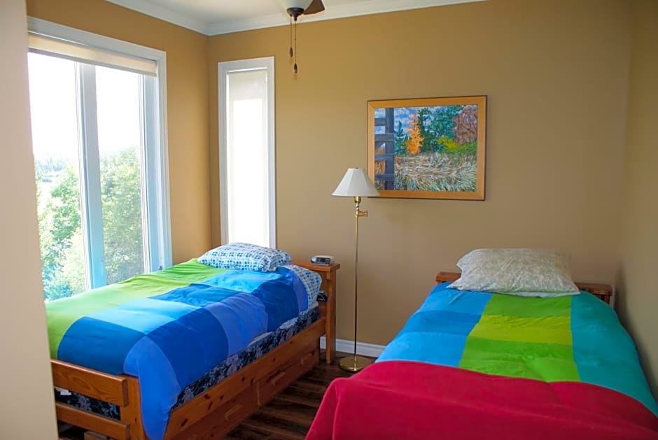 Top of Algonquin Bed and Breakfast