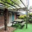 Adina Place Motel Apartments