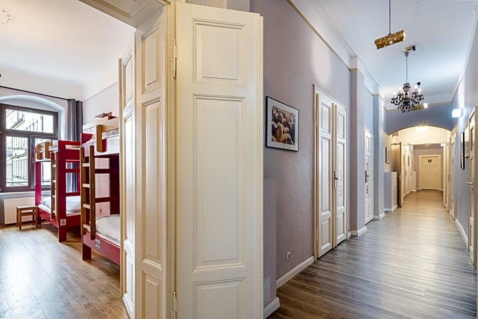 Hostel Mondpalast