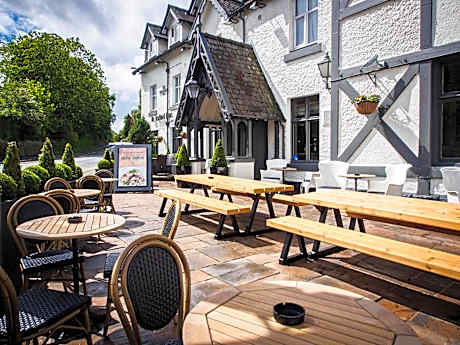 De Trafford Arms by Chef & Brewer Collection