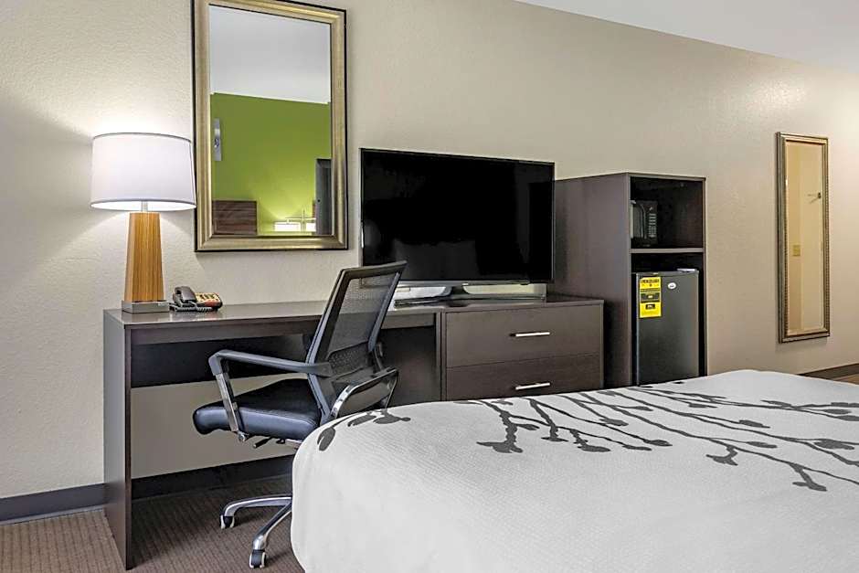 Sleep Inn & Suites Brunswick North