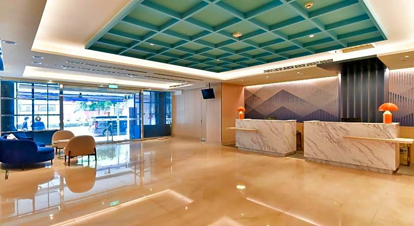 Holiday Inn Express Taipei Train Station