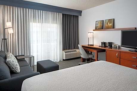 King Room with Sofa Bed