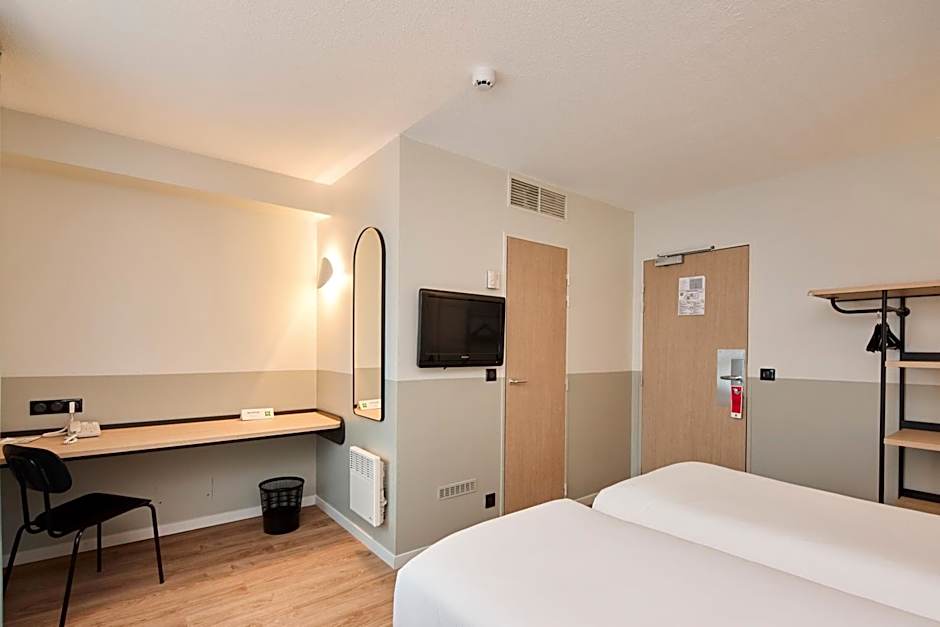 ibis Styles Poissy Paris