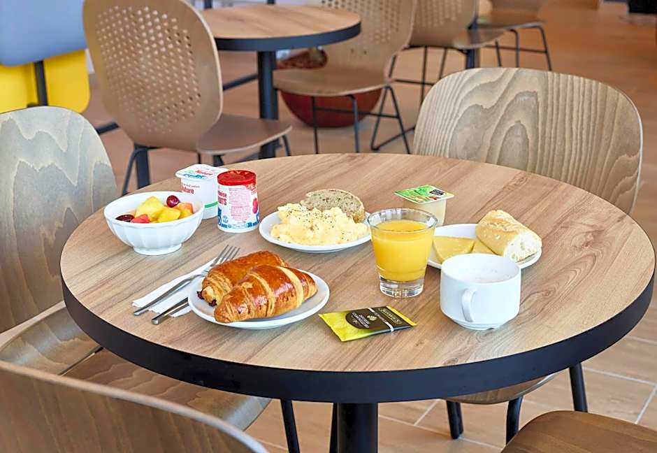 B&B HOTEL Paris Clichy-sous-Bois 3 etoiles