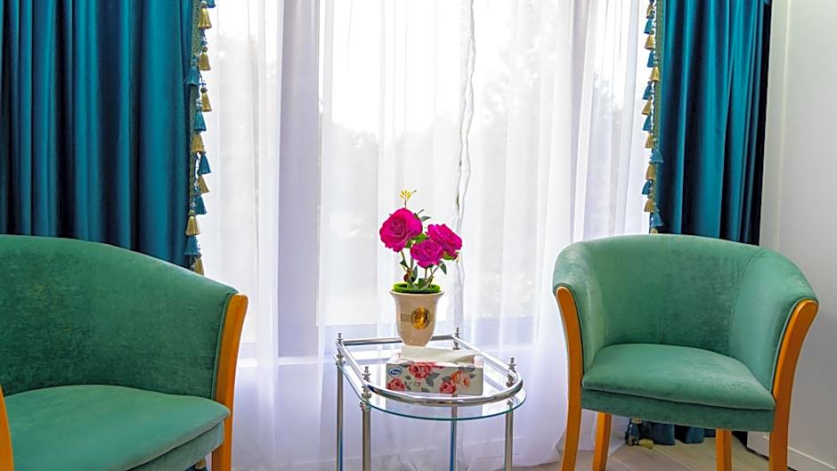 Avenue Venus - Avenue Hotels