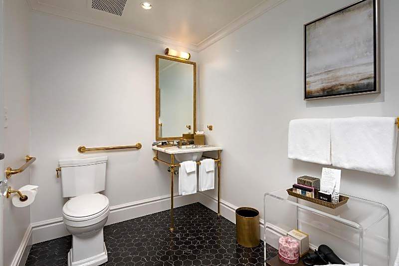 John Hand Club Hotel