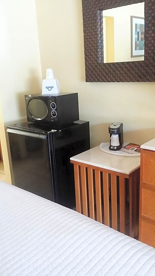 Days Inn by Wyndham Cocoa Cruiseport West At I-95/524