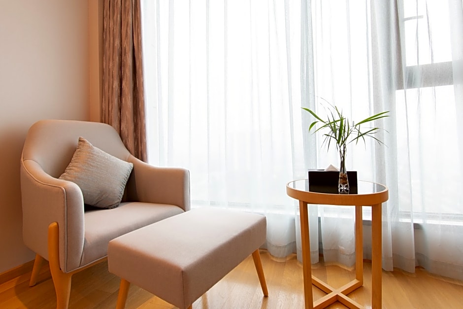 Ramada Plaza Wyndham Wenzhou Cangnan