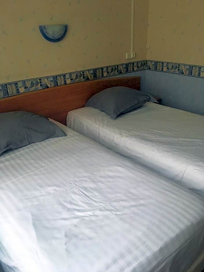 Photo 1 of 4 of Comfort 2 Beds