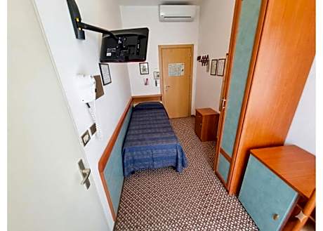 Triple Room with Balcony