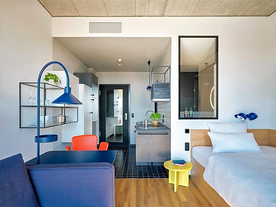STAYERY Gütersloh Hauptbahnhof