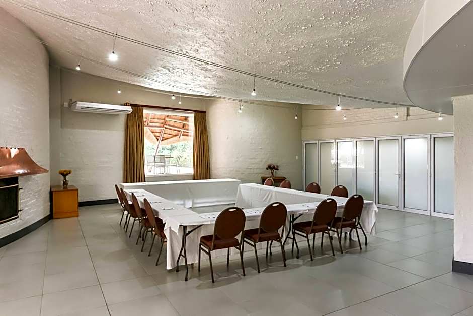 Protea Hotel Oudtshoorn Riempie Estate