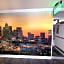 Metropolitan Inn & Suites