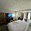 Days Inn & Suites by Wyndham Tuscaloosa - Univ. of Alabama