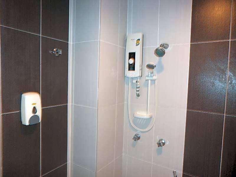 OYO 424 KK Inn Hotel