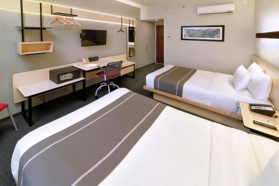 City Express Plus by Marriott Monterrey Nuevo Sur