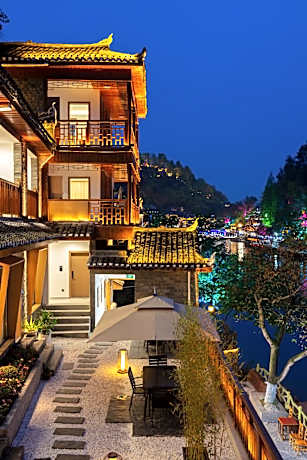 Yunshui River View Courtyard Homestay