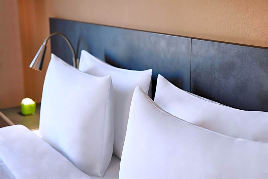 The Curve Hotel BayArena