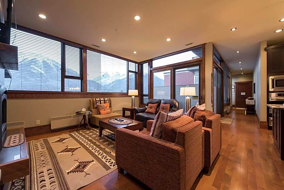 Luxurious 901 Condos by Fernie Central Reservations